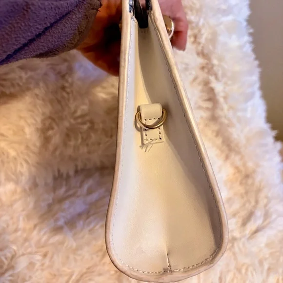 Spartina 449 Vegan Leather Bag - White with Bamboo Handle - Picture 11 of 12